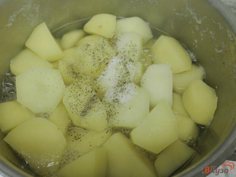 Фото приготовление рецепта: Пюре из картофеля и брокколи с кунжутом шаг №1