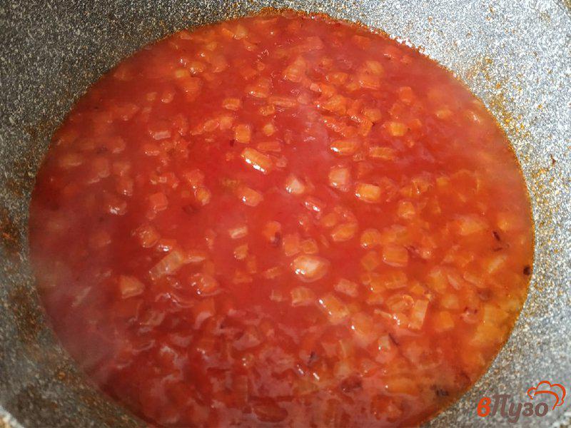 Фото приготовление рецепта: Рыбный суп с морским окунем шаг №5