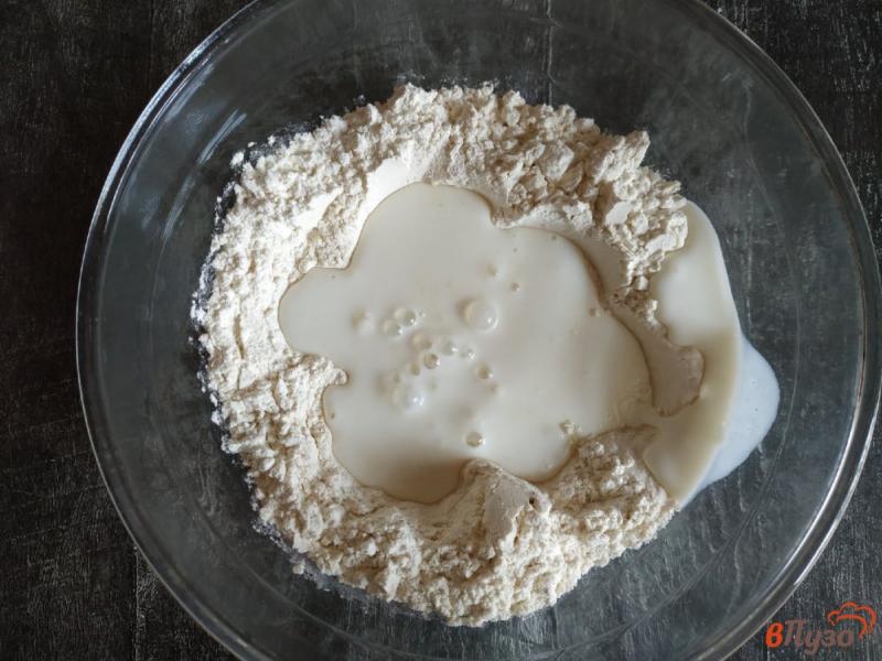 Фото приготовление рецепта: Пирожки на кефире с картофелем шаг №2