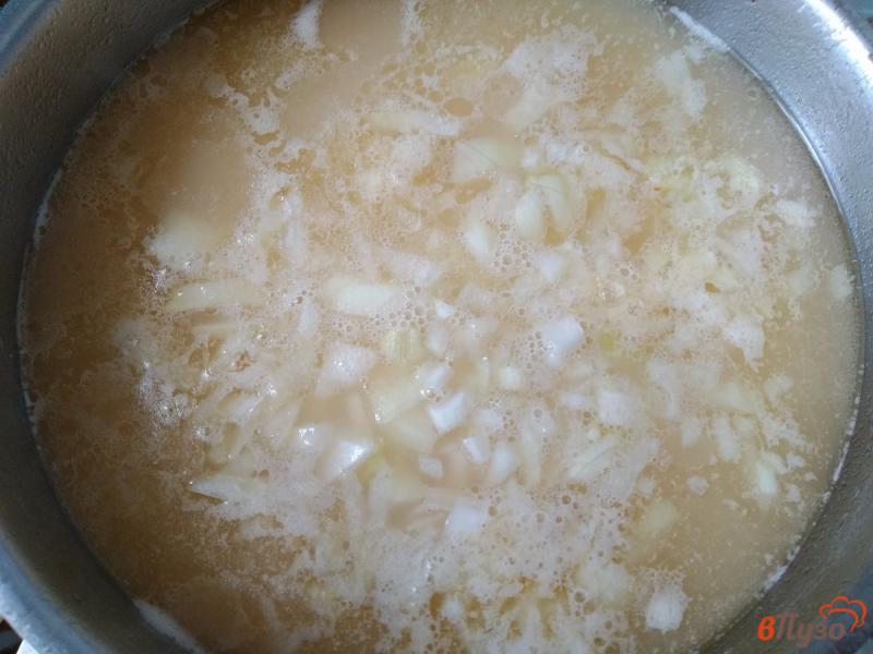 Фото приготовление рецепта: Гороховый суп свареный на свиных ребрах шаг №9