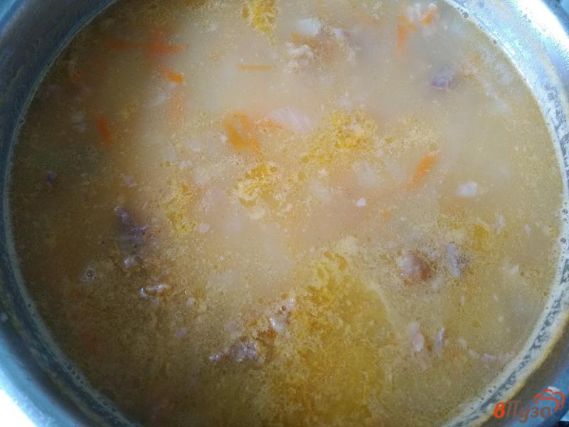 Фото приготовление рецепта: Гороховый суп свареный на свиных ребрах шаг №11