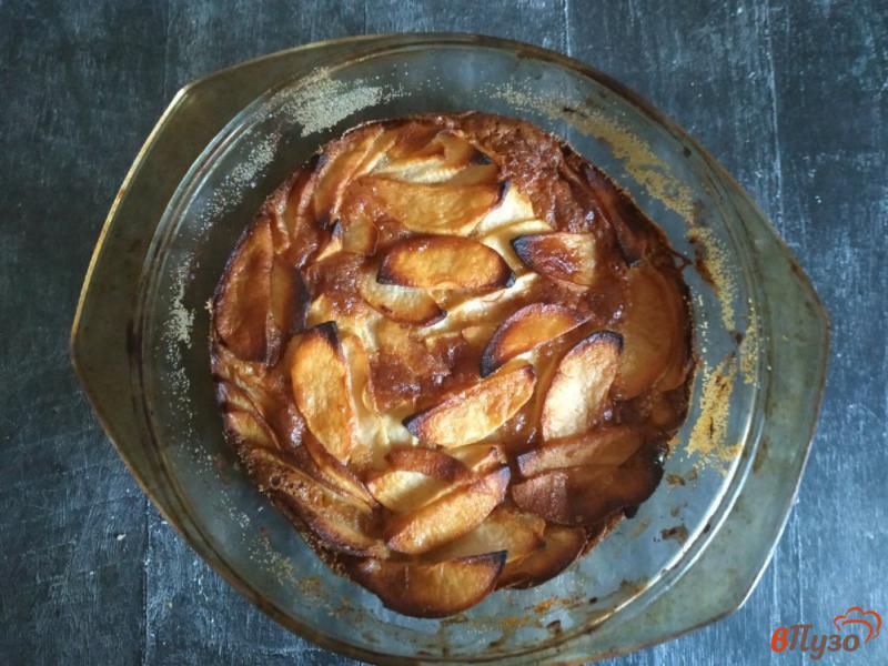 Фото приготовление рецепта: Мега яблочный пирог шаг №8