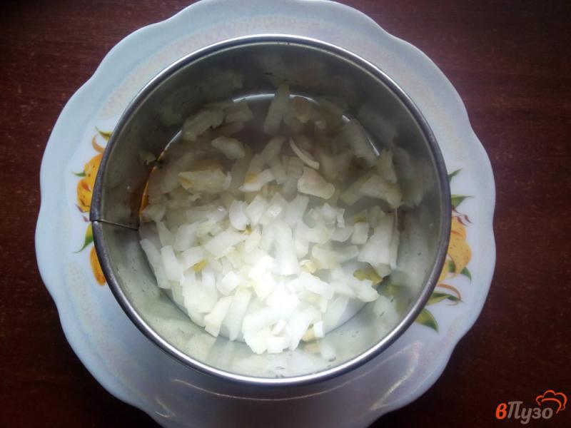 Фото приготовление рецепта: Салат из вермишели быстрого приготовления шаг №2