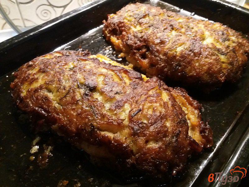 Фото приготовление рецепта: Куриные отбивные в картофельно-сырной шубке шаг №14