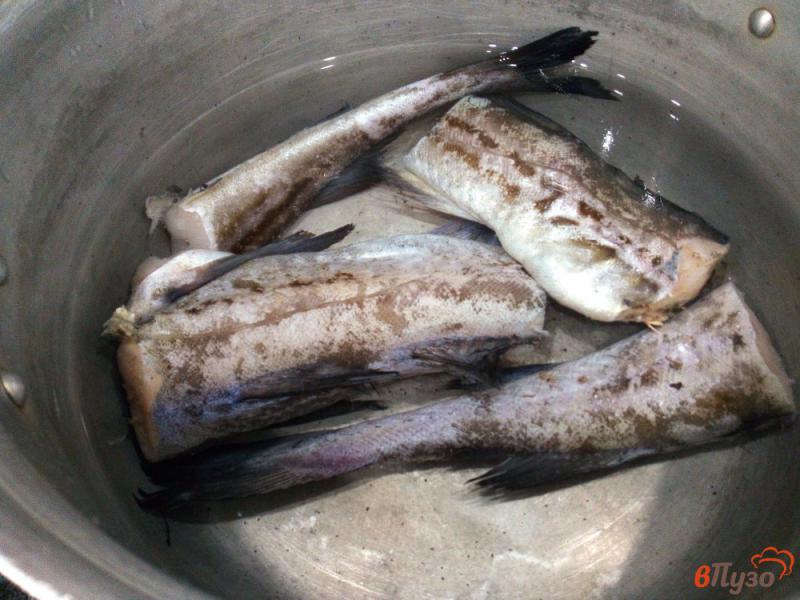 Фото приготовление рецепта: Рыбное заливное с овощами шаг №3