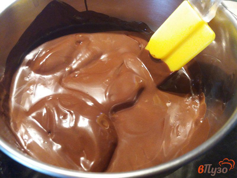 Фото приготовление рецепта: Крафтовый шоколад с цедрой шаг №6