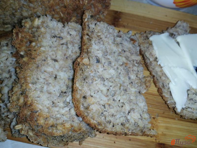Фото приготовление рецепта: Овсяный хлеб с цельнозерновой мукой шаг №9