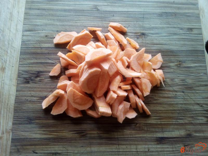 Фото приготовление рецепта: Запеканка из гречки с грибами и курицей шаг №3
