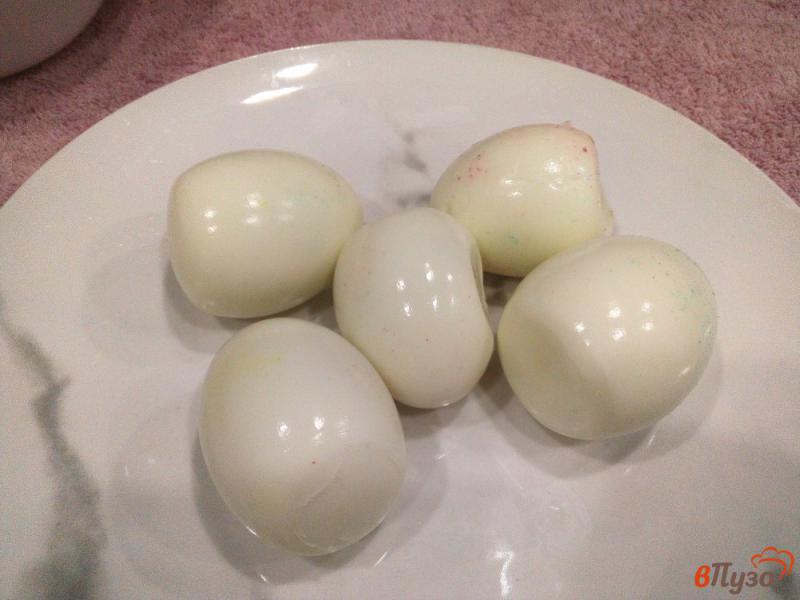 Фото приготовление рецепта: Фаршированные яйца с луково-мясной начинкой шаг №1