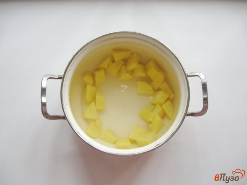 Фото приготовление рецепта: Суп с фрикадельками и овсяными хлопьями Геркулес шаг №2