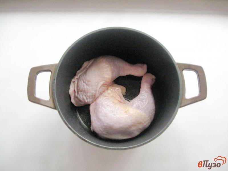 Фото приготовление рецепта: Жаркое из курицы с маринованными огурцами шаг №1