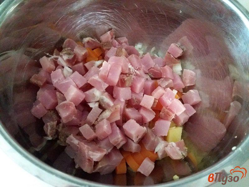 Фото приготовление рецепта: Салат с вяленым мясом шаг №5