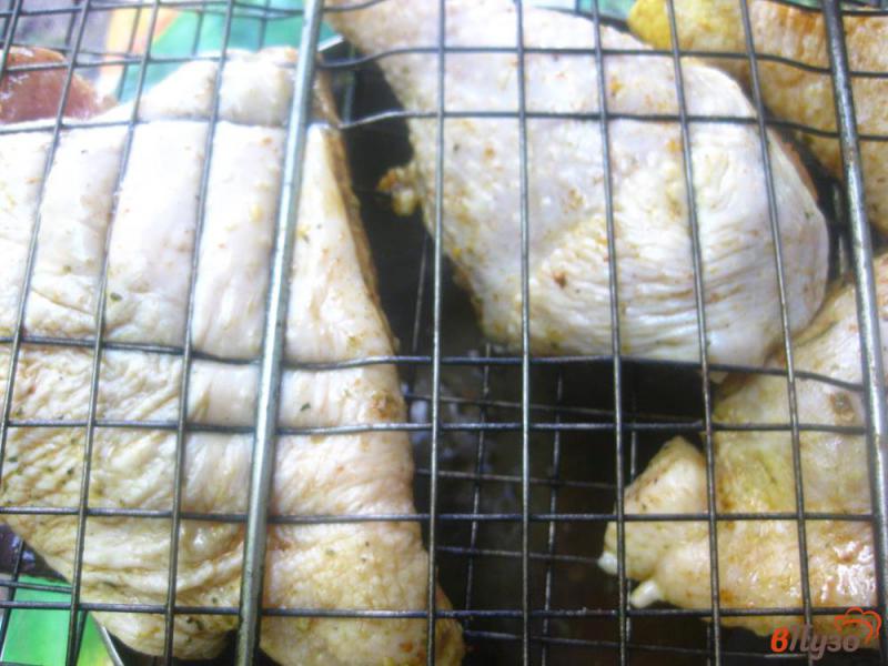 Фото приготовление рецепта: Куриные окорочка гриль шаг №2