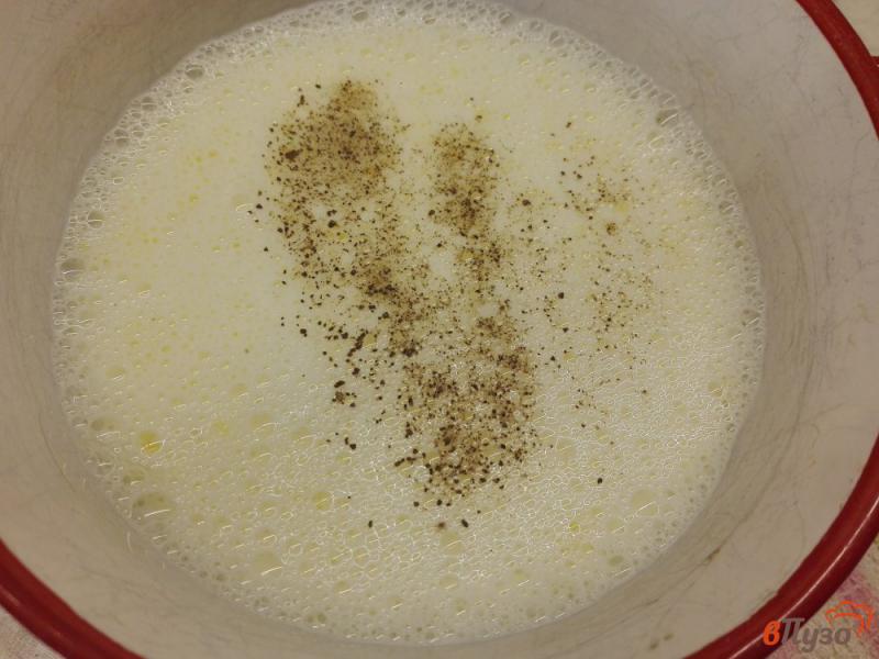 Фото приготовление рецепта: Тальятелле со сливочным соусом и сыром шаг №3
