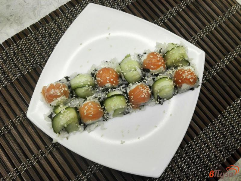 Фото приготовление рецепта: Кубики-суши шаг №9