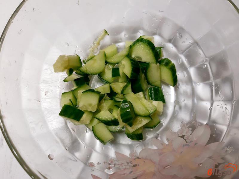 Фото приготовление рецепта: Салат из редиски с сыром шаг №1