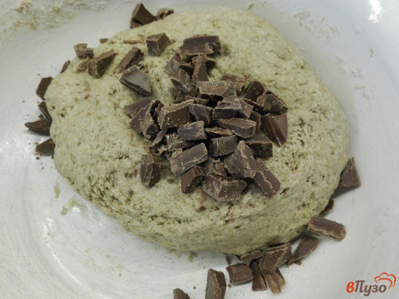 Фото приготовление рецепта: Ржаное печенье с шоколадом шаг №9