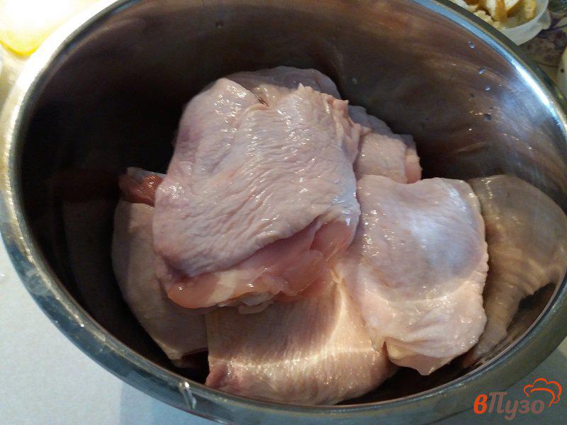 Фото приготовление рецепта: Куриные бедрышки с копченой паприкой шаг №1