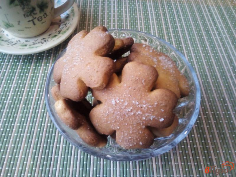 Фото приготовление рецепта: Печенье на сгущенном молоке с кукурузной мукой шаг №7