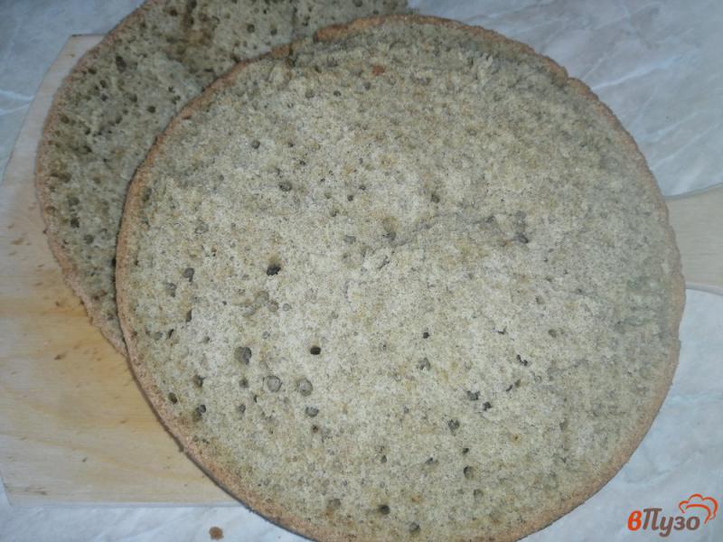 Фото приготовление рецепта: Пирог с яблочным пюре и кремом из взбитых сливок шаг №10
