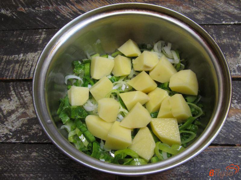Фото приготовление рецепта: Суп из цветной капусты с пастой орзо шаг №2