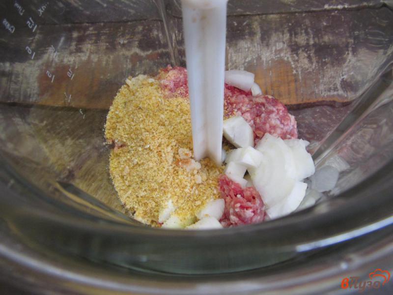 Фото приготовление рецепта: Тушеные фрикадельки с цветной капустой шаг №1