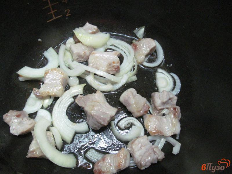 Фото приготовление рецепта: Свиная шея с овощами в мультиварке шаг №1