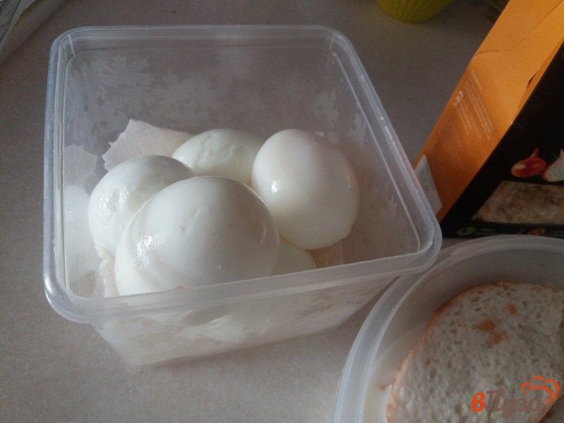 Фото приготовление рецепта: Мясной рулет с яйцом шаг №2