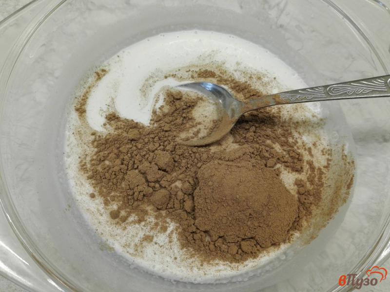 Фото приготовление рецепта: Шоколадное печенье с кунжутом и кокосовой стружкой шаг №2