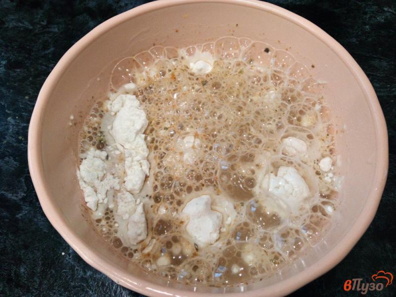 Фото приготовление рецепта: Подлива с ветчиной вареным окорочком шампиньонами и сыром шаг №7