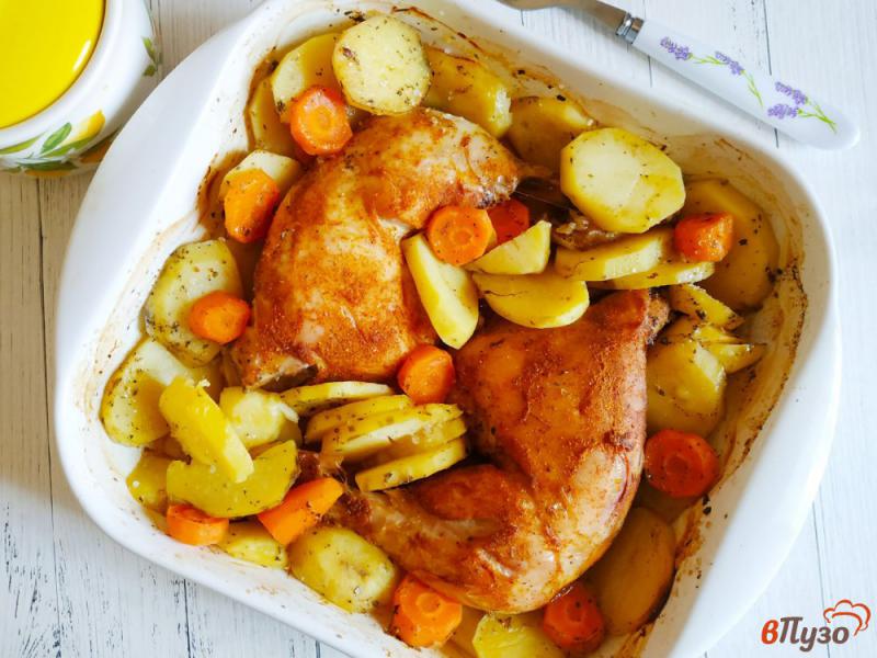 Фото приготовление рецепта: Курица с овощами в духовке шаг №6