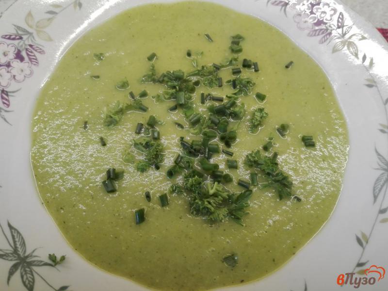 Фото приготовление рецепта: Овощной крем-суп с обжаренным салом и зеленью шаг №9