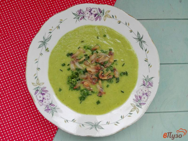 Фото приготовление рецепта: Овощной крем-суп с обжаренным салом и зеленью шаг №10