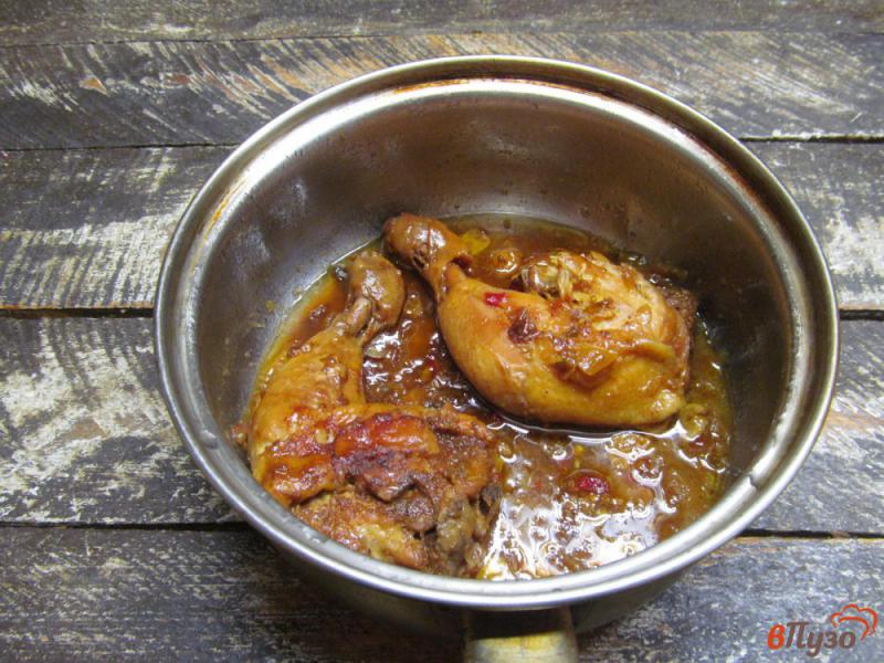 Фото приготовление рецепта: Тушеные куриные окорочка в азиатском стиле шаг №5