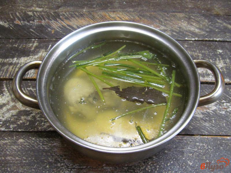 Фото приготовление рецепта: Картофельный суп с фасолью шаг №1