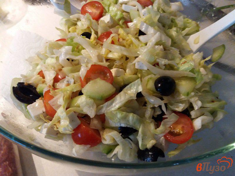 Фото приготовление рецепта: Овощной салат с семечками и творожным сыром шаг №13