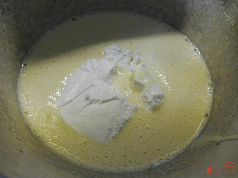 Фото приготовление рецепта: Творожно-лимонный кекс шаг №2