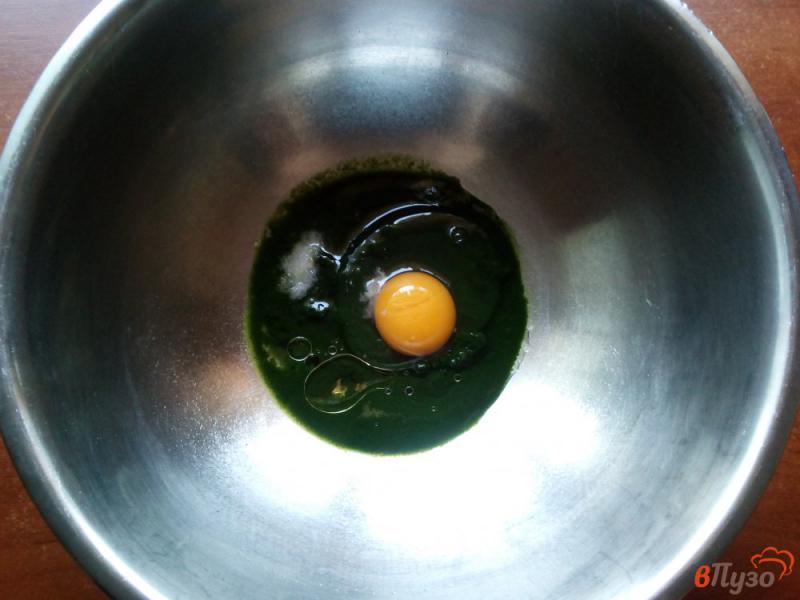 Фото приготовление рецепта: Домашняя паста со шпинатом шаг №3