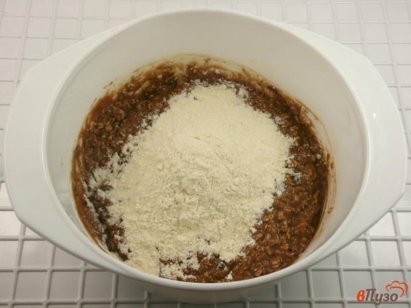 Фото приготовление рецепта: Печенье овсяное с нутеллой шаг №4