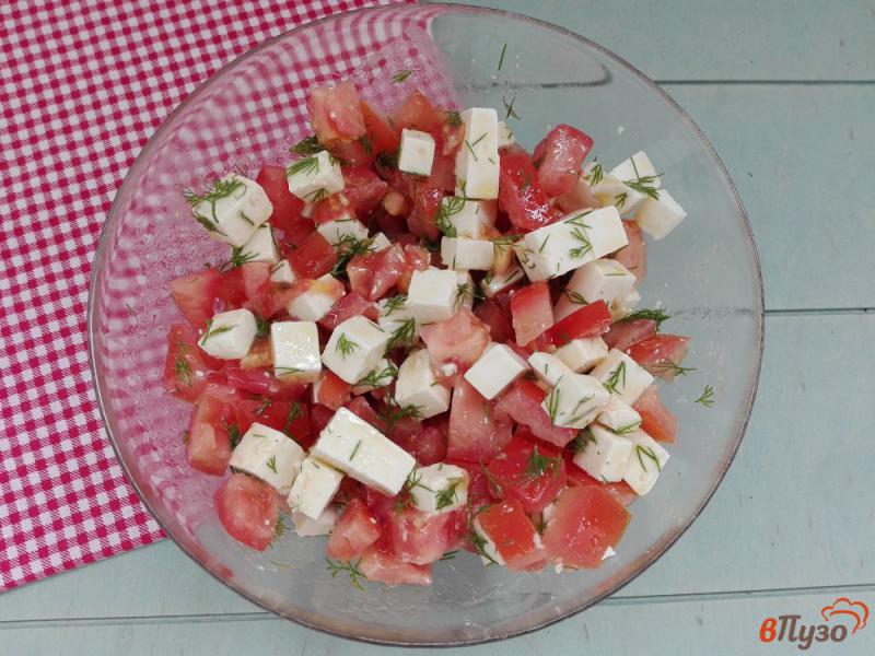 Фото приготовление рецепта: Салат из помидоров с творожным сыром шаг №5