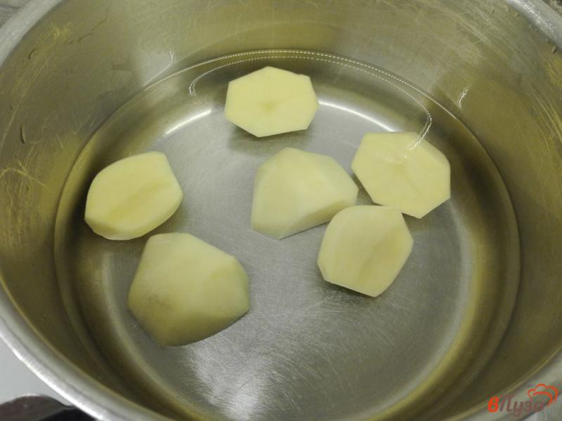 Фото приготовление рецепта: Крем-суп из брокколи с овощной смесью шаг №1