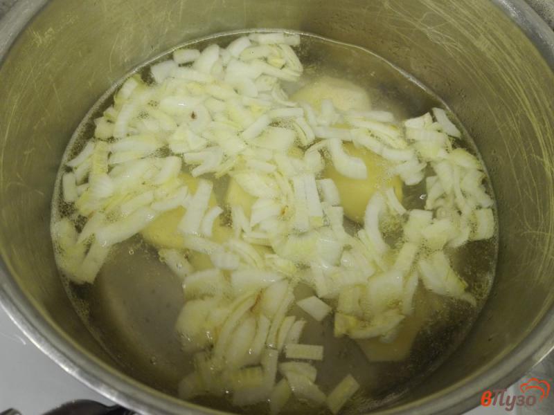 Фото приготовление рецепта: Крем-суп из брокколи с овощной смесью шаг №3