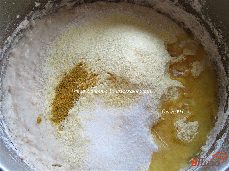 Фото приготовление рецепта: Цельнозерновой кукурузный хлеб с карри шаг №4
