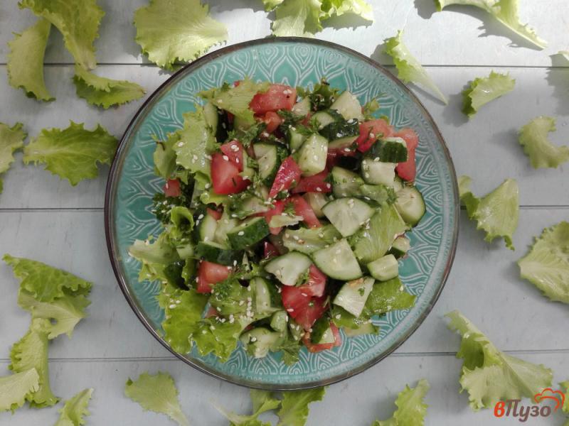 Фото приготовление рецепта: Овощной салат с кунжутом шаг №7