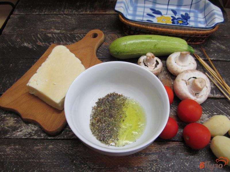 Фото приготовление рецепта: Овощной шашлык с сыром шаг №1