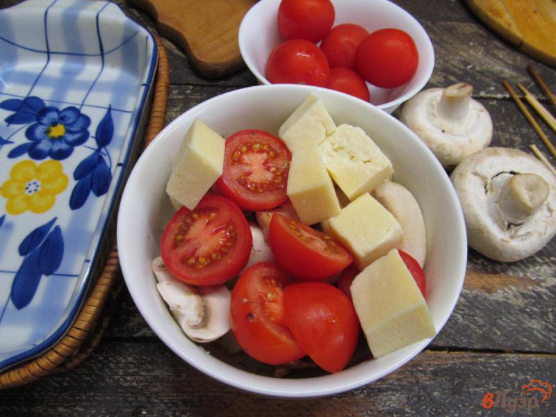 Фото приготовление рецепта: Овощной шашлык с сыром шаг №4