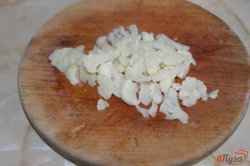 Фото приготовление рецепта: Овощной борщ с цветной капустой в мультиварке шаг №4
