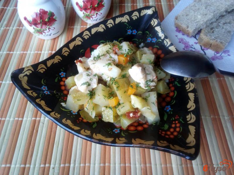 Фото приготовление рецепта: Овощное рагу с курицей в мультиварке-скороварке шаг №8