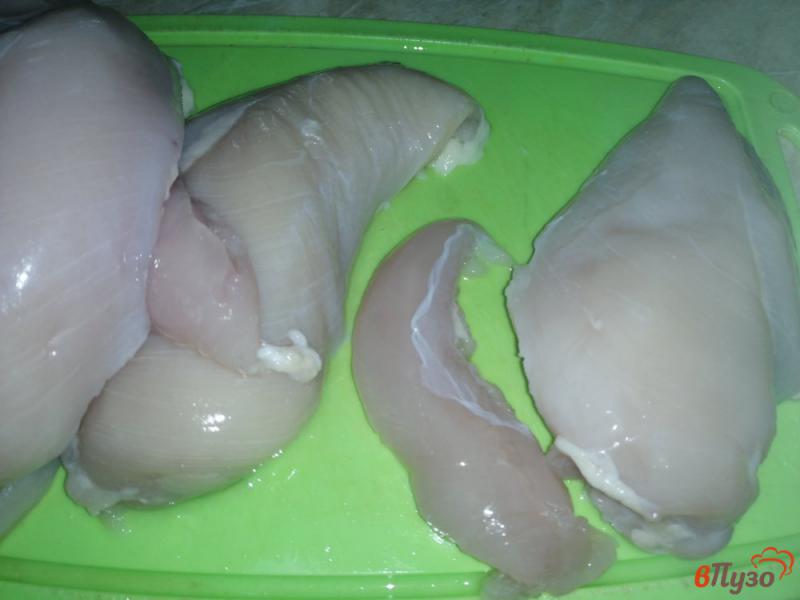 Фото приготовление рецепта: Куриные грудки запеченные сочные шаг №5