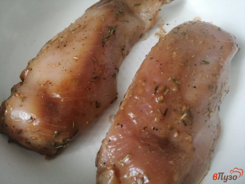 Фото приготовление рецепта: Куриные грудки запеченные сочные шаг №8
